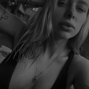 YourPupsik live cam video preview