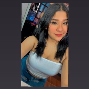 Antonia_012 webcam livesex profile in black cams